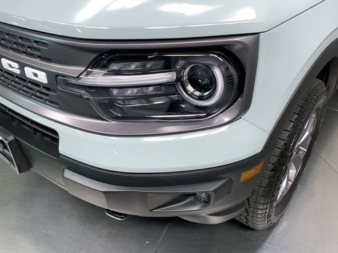 Used 2024 Ford Bronco Sport Badlands image 11