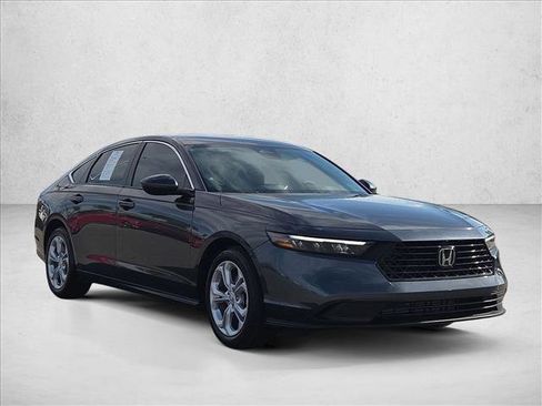 Used 2025 Honda Accord LX image 3
