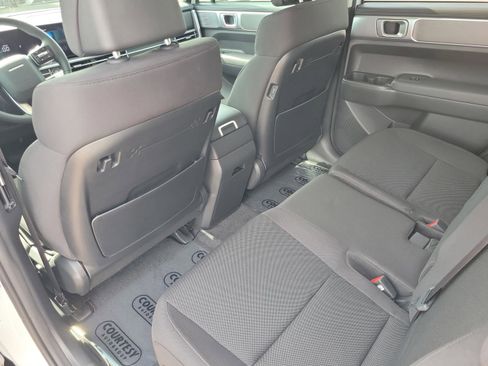 New 2026 Hyundai Santa Fe SE image 13