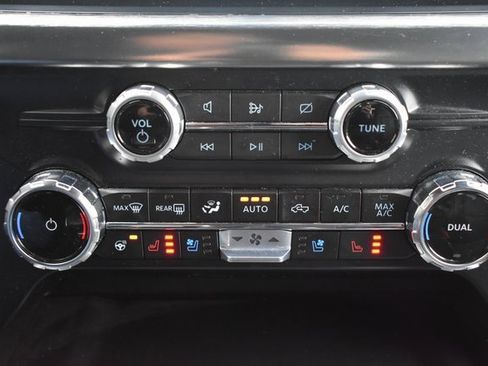 Used 2023 Ford F150 Lariat w/ Equipment Group 502A High image 34