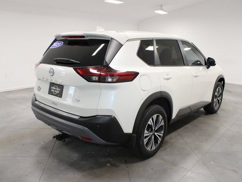 Used 2023 Nissan Rogue SV FWD image 9