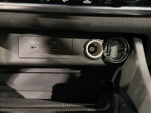 Used 2023 Nissan Rogue SV w/ SV Premium B Package image 81