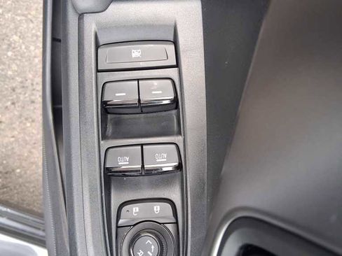 Certified 2025 Subaru Impreza 2.0i image 13