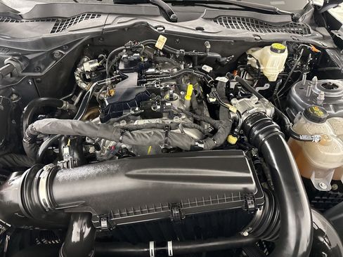 Used 2024 Ford Mustang Coupe image 23