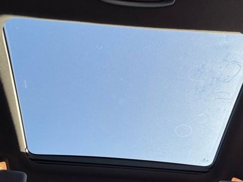 Used 2022 Honda Pilot Black Edition image 7