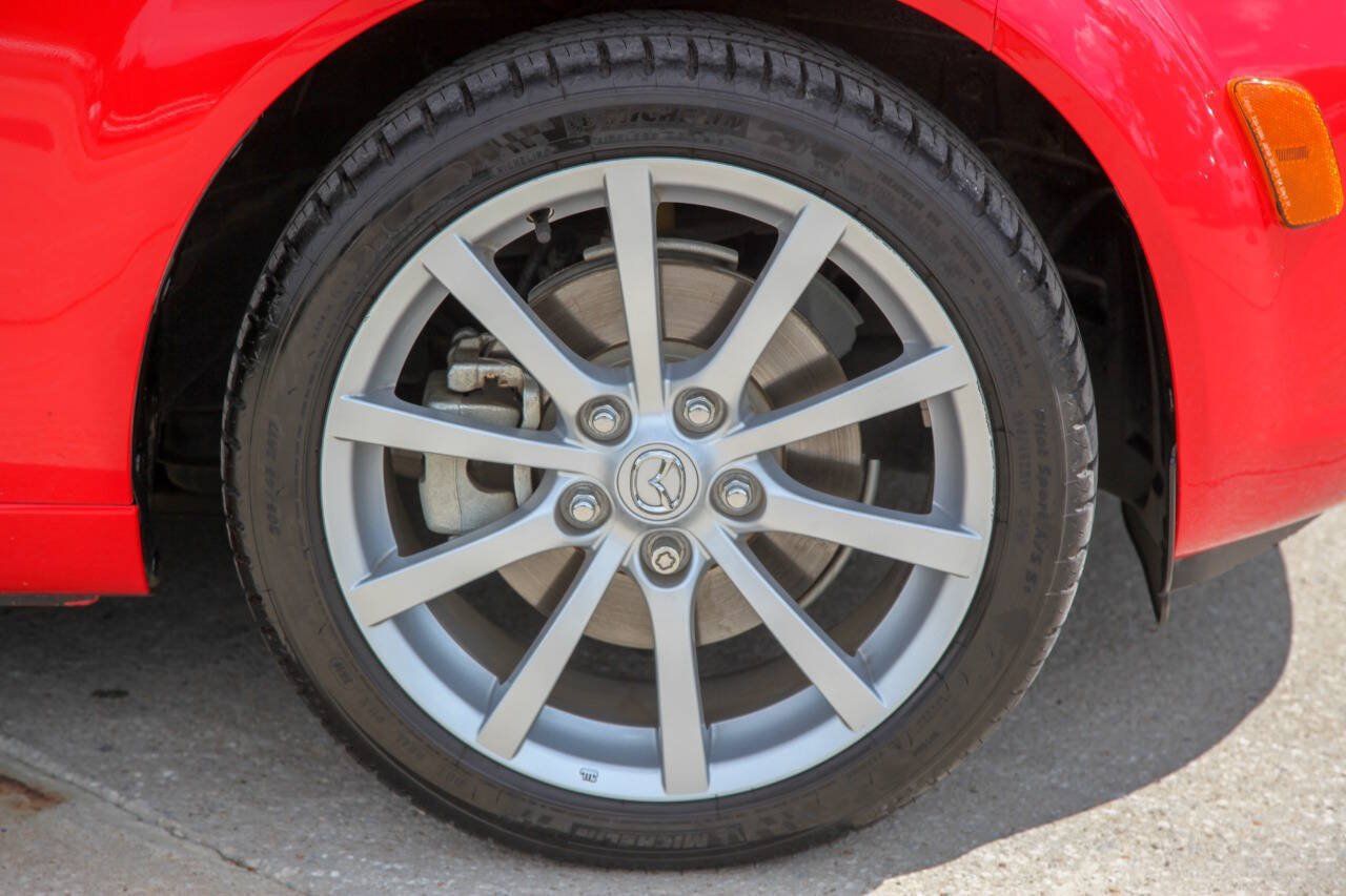 Used 2007 MAZDA MX-5 Miata Grand Touring w/ Premium Pkg RWD image 25