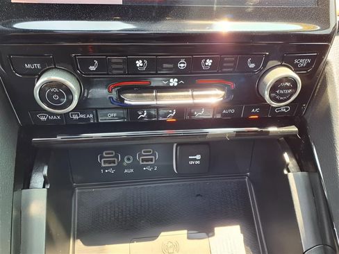 Used 2023 Jeep Grand Cherokee Summit w/ Adv Protech Group IV image 35