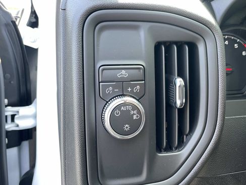 New 2026 GMC Sierra 2500 Pro w/ Convenience Package image 16