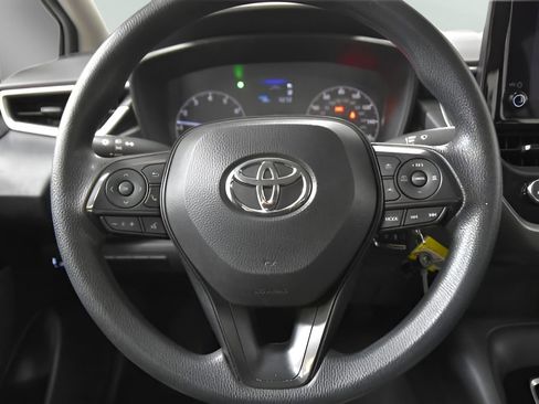Used 2024 Toyota Corolla LE image 18