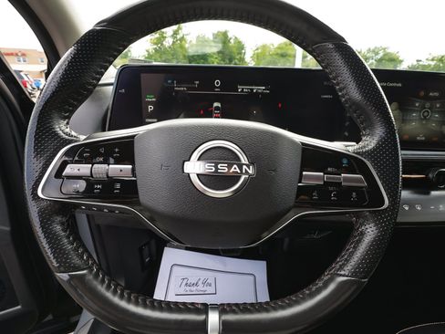Used 2023 Nissan Ariya AWD image 19