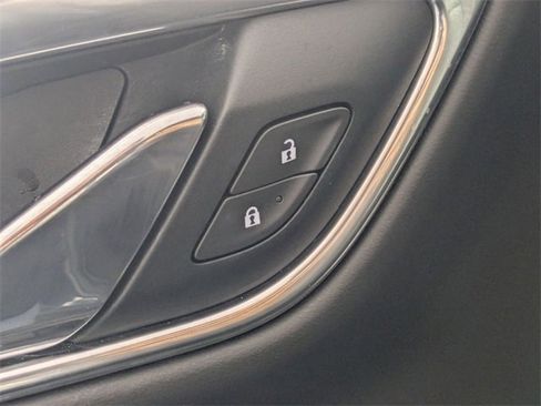 Certified 2021 Chevrolet Tahoe RST image 11