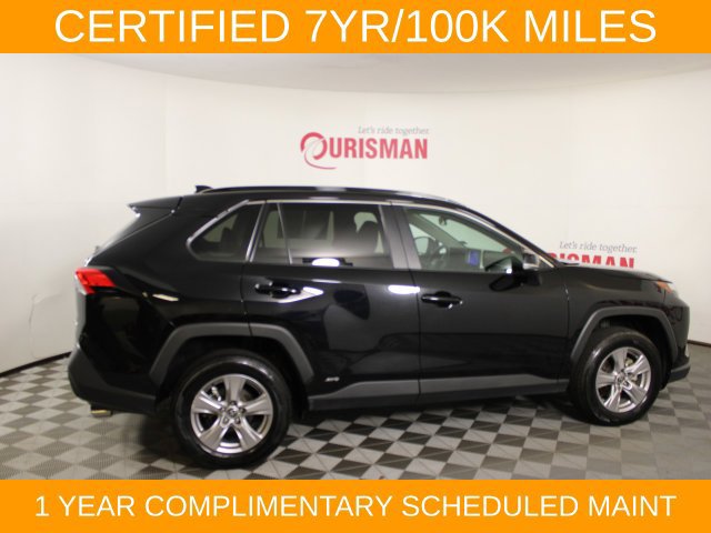 Used 2025 Toyota RAV4 XLE AWD/4WD image 9