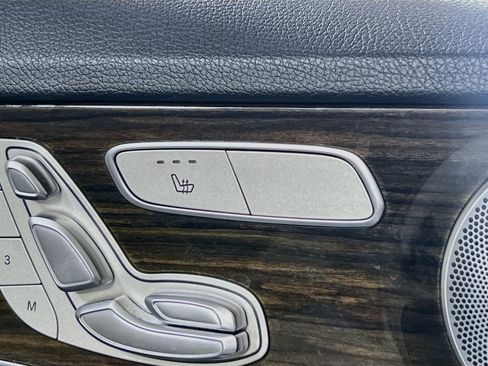 Used 2020 Mercedes-Benz C 300 4MATIC Sedan image 20
