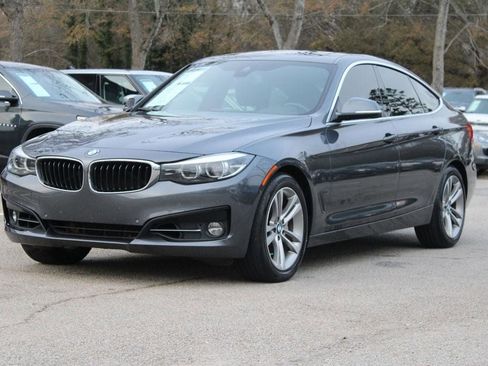 Used 2017 BMW 340i Gran Turismo xDrive image 3
