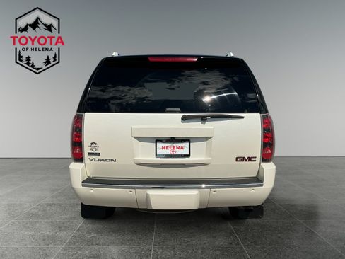 Used 2012 GMC Yukon Denali AWD/4WD image 4