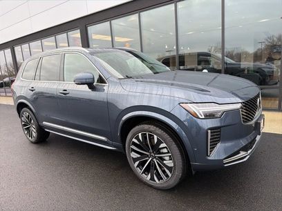 New 2026 Volvo XC90 B6 Plus w/ Protection Package Premier