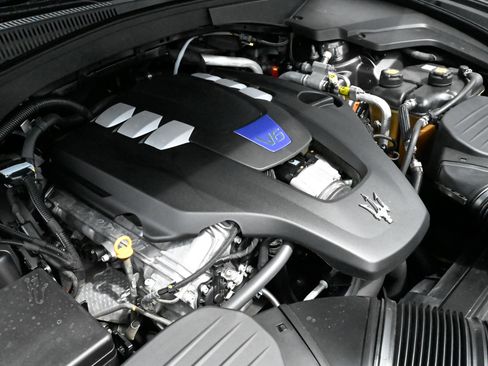 Used 2020 Maserati Levante S AWD/4WD image 62