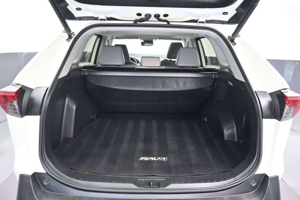 Used 2019 Toyota RAV4 Limited w/ Carpet Mat Package AWD/4WD image 44