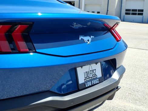Used 2024 Ford Mustang Coupe RWD image 33