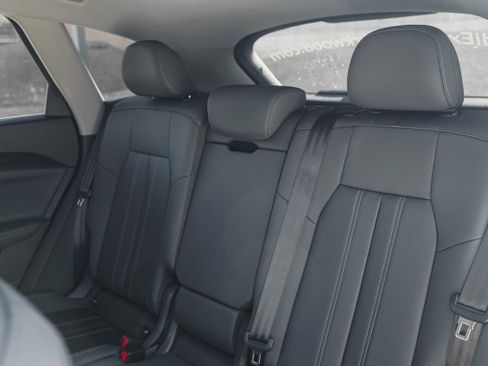 Certified 2025 Audi Q5 Premium w/ Convenience Package image 25