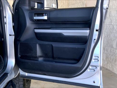 Used 2020 Toyota Tundra SR5 w/ SR5 Upgrade Package image 22
