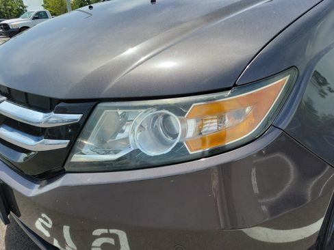 Used 2014 Honda Odyssey Touring Elite image 5