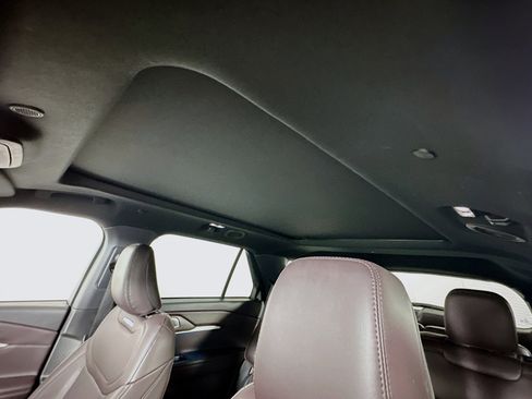 Used 2025 Ford Explorer Platinum image 26