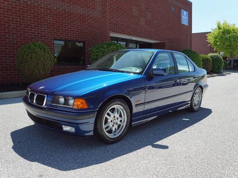Used 1997 BMW 328i Sedan RWD image 53