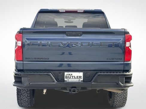 Used 2022 Chevrolet Silverado 1500 Custom Trail Boss w/ LPO, Dark Essentials Package image 6