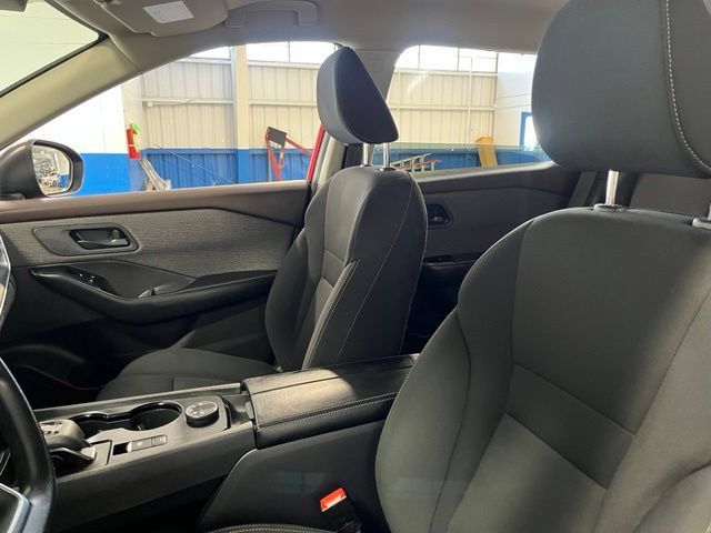 Used 2023 Nissan Rogue S AWD/4WD image 24