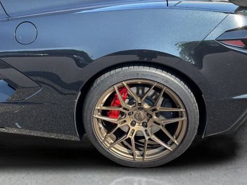 Used 2024 Chevrolet Corvette Stingray Premium Conv w/ Z51 Performance Package RWD image 36