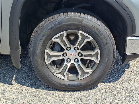 Used 2024 GMC Sierra 1500 SLT AWD/4WD image 11