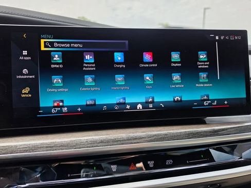 Used 2023 BMW i7 xDrive60 AWD/4WD image 75