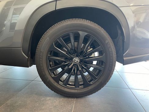 Used 2023 Toyota Highlander XSE image 26