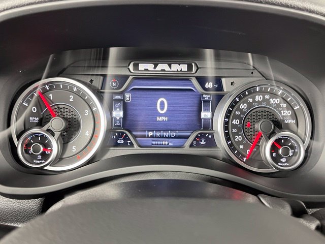 New 2027 RAM 3500 Big Horn AWD/4WD image 13