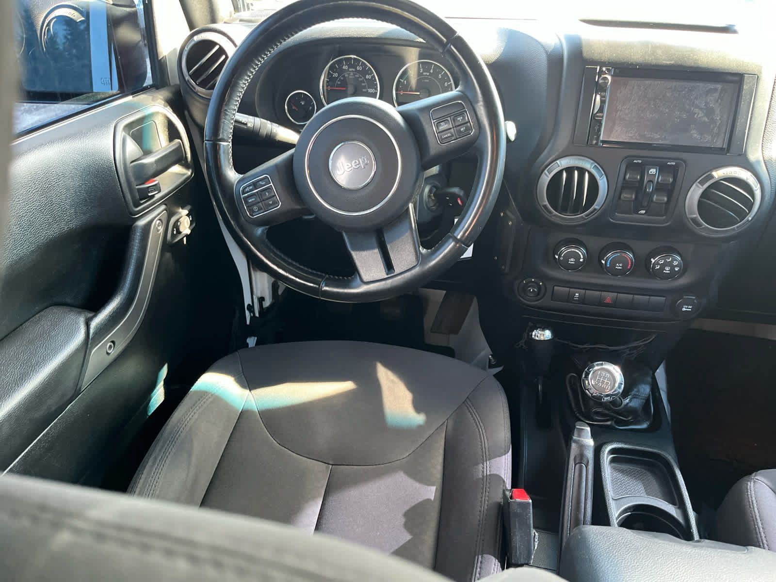 Used 2016 Jeep Wrangler Unlimited Sport w/ Quick Order Package 23S AWD/4WD image 21