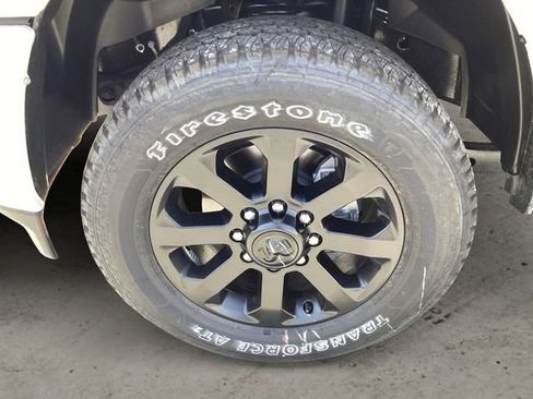 New 2026 RAM 2500 Laramie AWD/4WD image 15