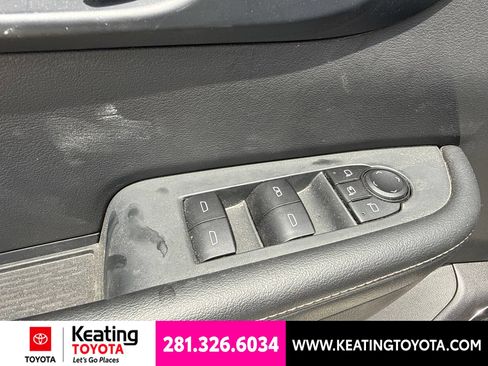 Used 2025 Buick Enclave Preferred AWD/4WD image 13