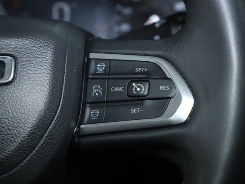 Used 2025 Jeep Compass Limited AWD/4WD image 23
