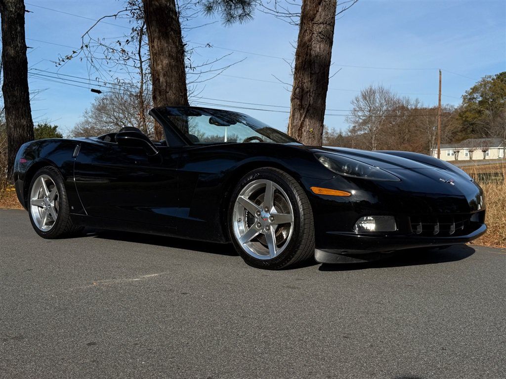 Used 2006 Chevrolet Corvette Convertible w/ Preferred Equipment Group RWD image 19
