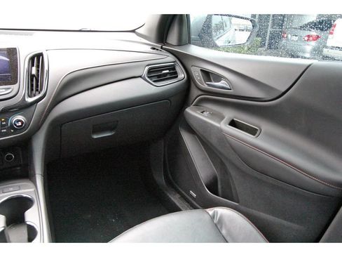 Used 2023 Chevrolet Equinox RS w/ RS Leather Package FWD image 10