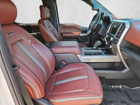 Used 2018 Ford F150 Platinum w/ Equipment Group 701A Luxury AWD/4WD image 29