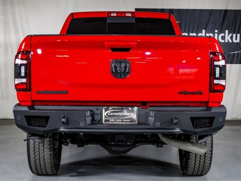 Used 2024 RAM 2500 Laramie w/ Night Edition AWD/4WD image 9