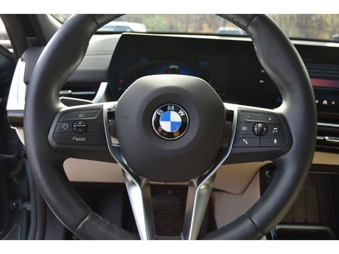 Used 2025 BMW X2 xDrive28i w/ Convenience Package image 18