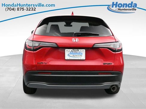 Certified 2026 Honda HR-V Sport image 7