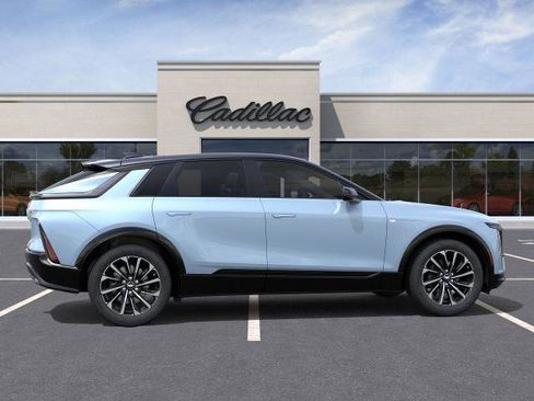 New 2026 Cadillac Lyriq Sport image 29