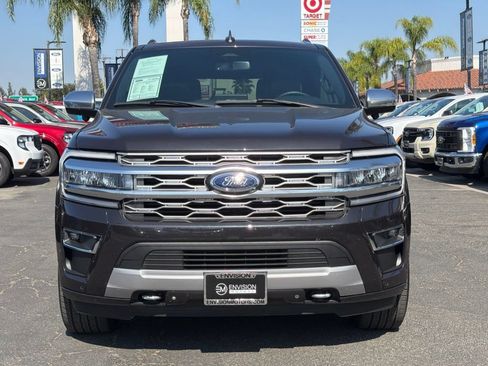Certified 2024 Ford Expedition Max Platinum AWD/4WD image 4