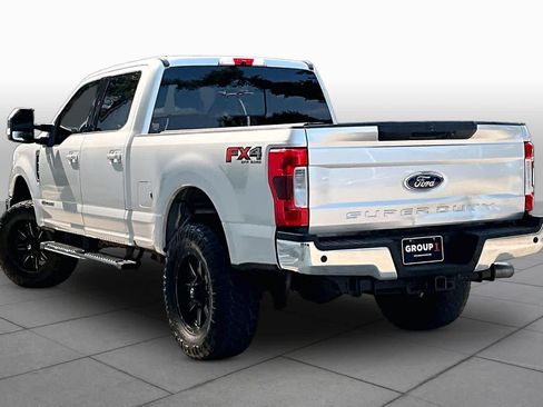 Used 2019 Ford F250 Lariat w/ Lariat Value Package AWD/4WD image 10