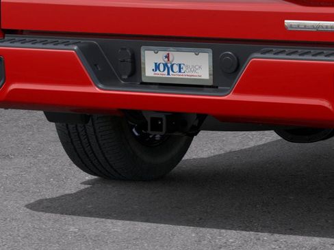 New 2026 GMC Sierra 1500 Elevation image 14