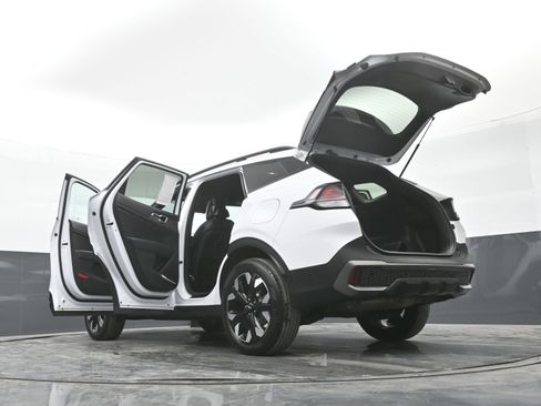 Used 2023 Kia Sportage X-Line image 51